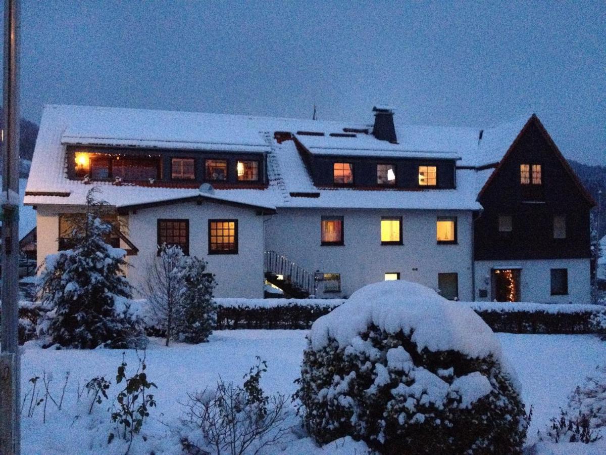 Fun4All-Holidayhome Medebach Exterior foto